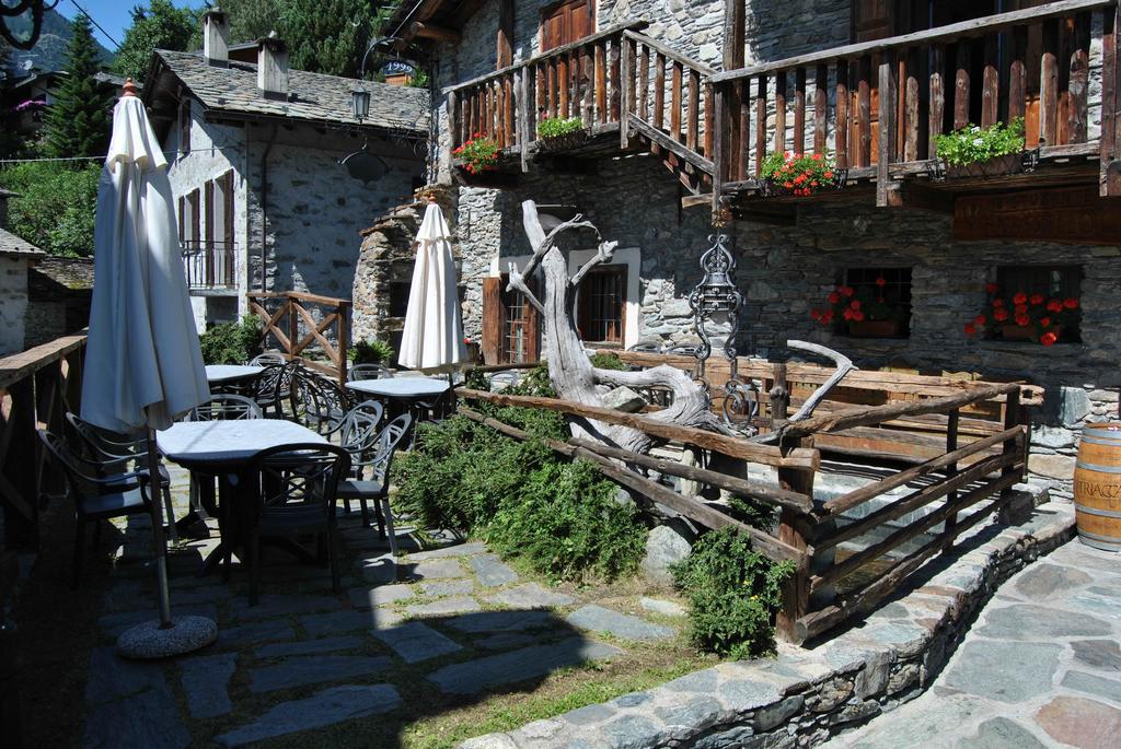 Casa Vacanza La Rocca Chiesa in Valmalenco Exteriér fotografie