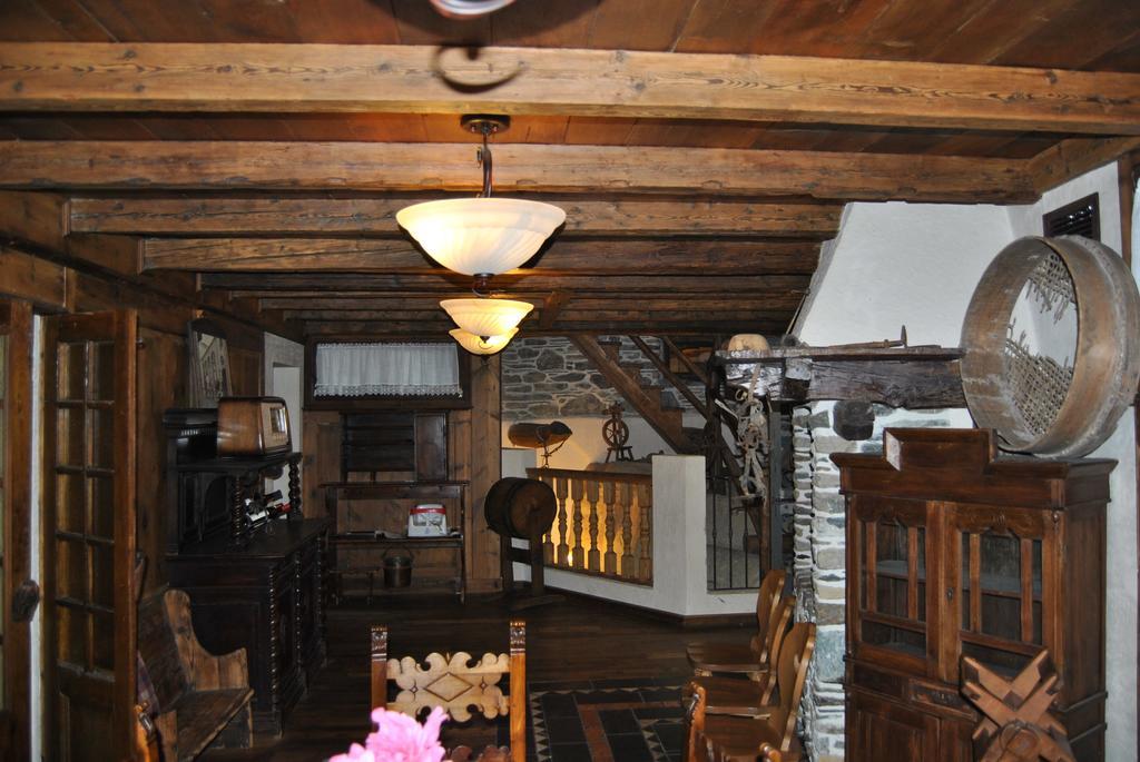 Casa Vacanza La Rocca Chiesa in Valmalenco Exteriér fotografie