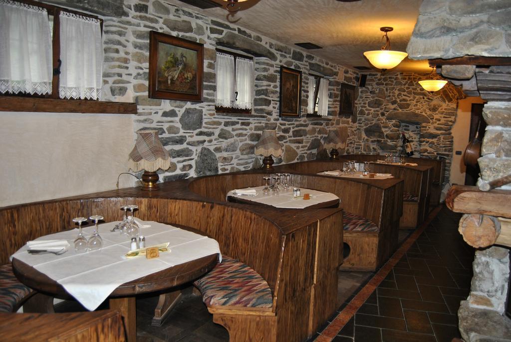 Casa Vacanza La Rocca Chiesa in Valmalenco Exteriér fotografie