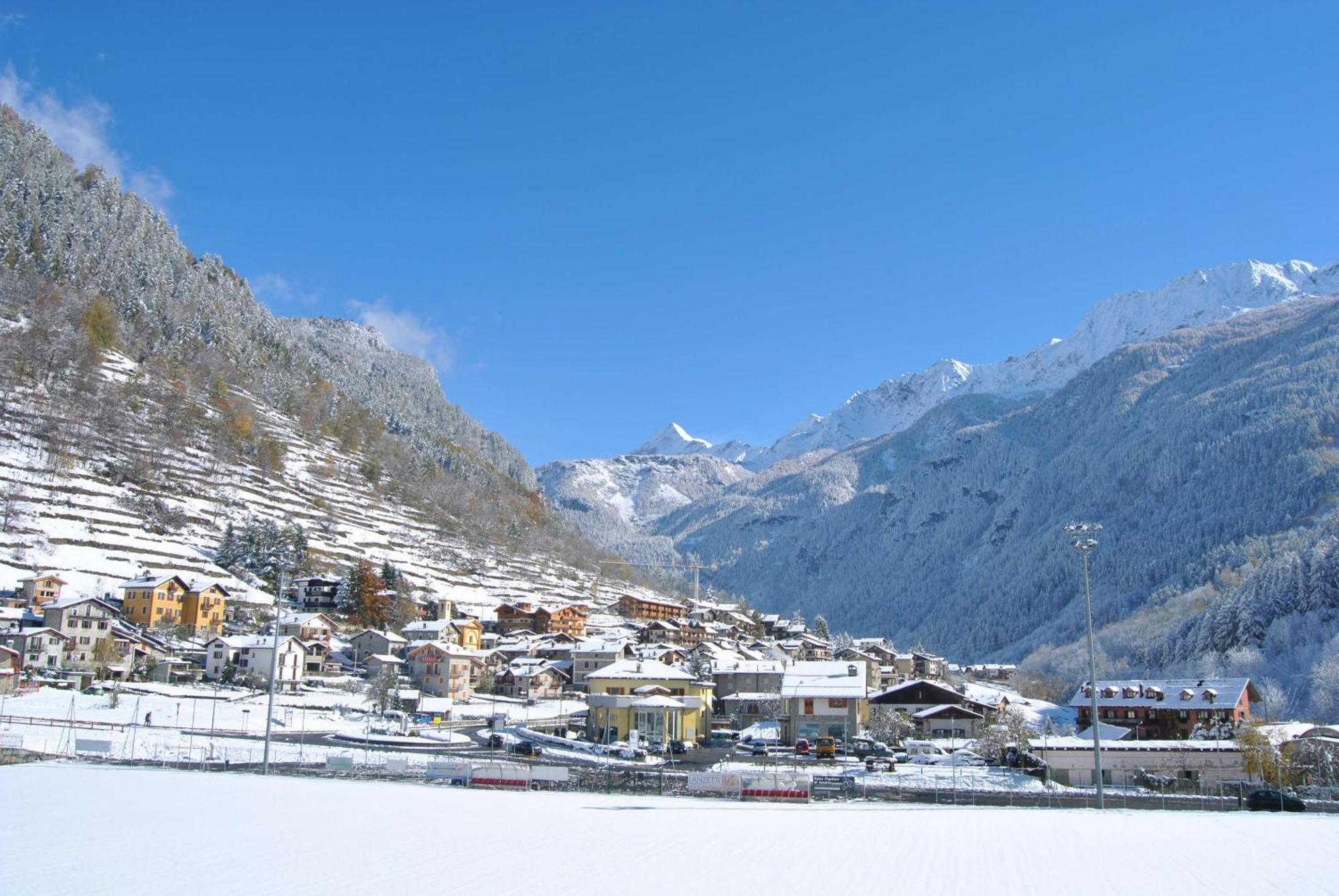 Casa Vacanza La Rocca Chiesa in Valmalenco Exteriér fotografie