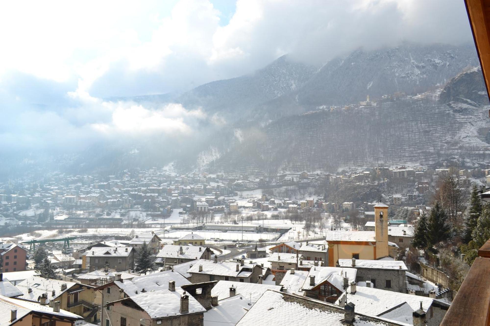 Casa Vacanza La Rocca Chiesa in Valmalenco Exteriér fotografie